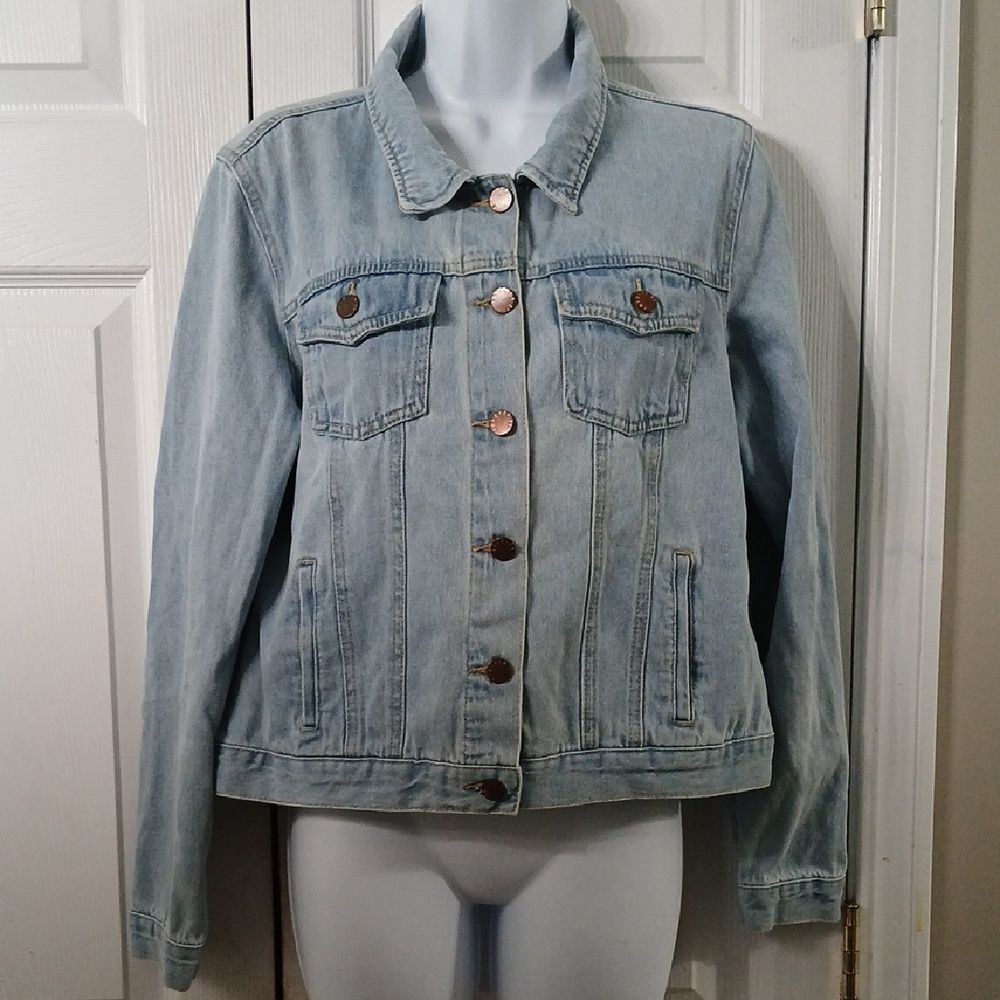 Forever 21 light washed denim jean jacket Sz L EUC